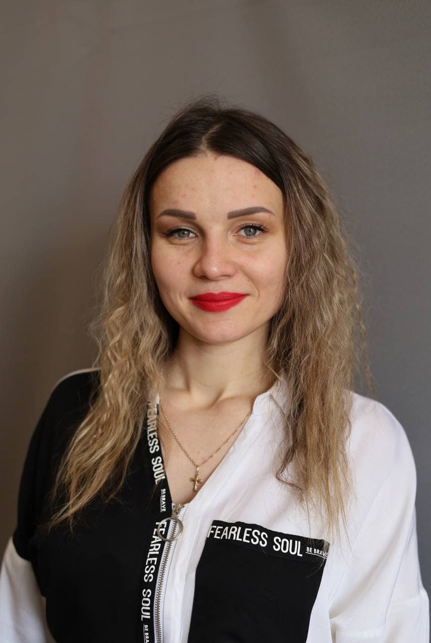 Бураченко Анжела Олеговна.